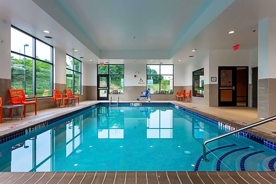 Hampton Inn By Hilton Cumberland