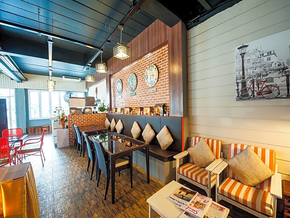 Prajaktra City Hostel