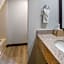 Quality Inn & Suites Richardson-Dallas
