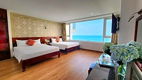 Deluxe Quad Sea View