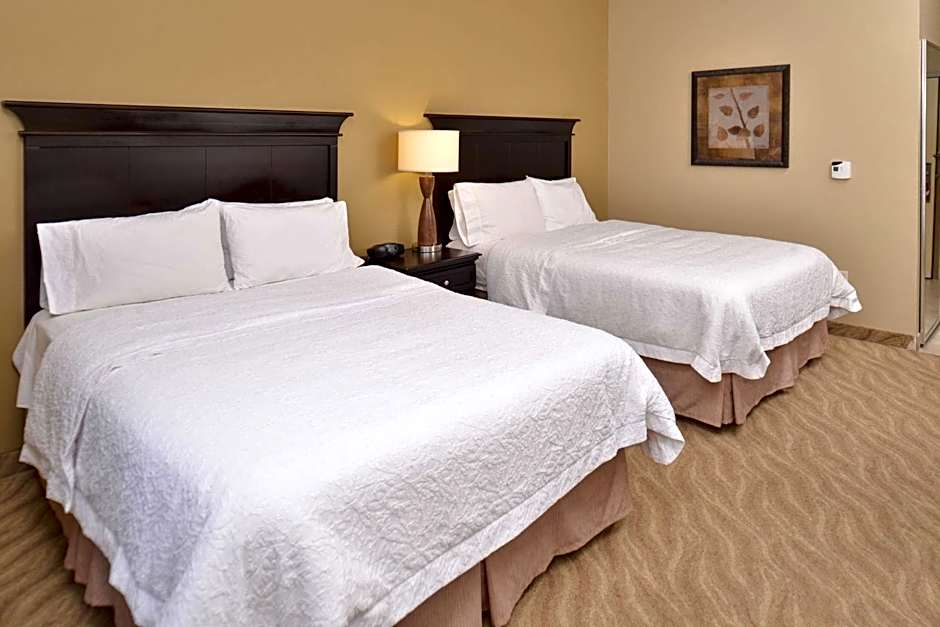 Photo 1 of 1 of 2 Queen Beds, Hearing/Mobility Accessible