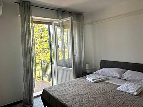 Triple Room with Bathroom