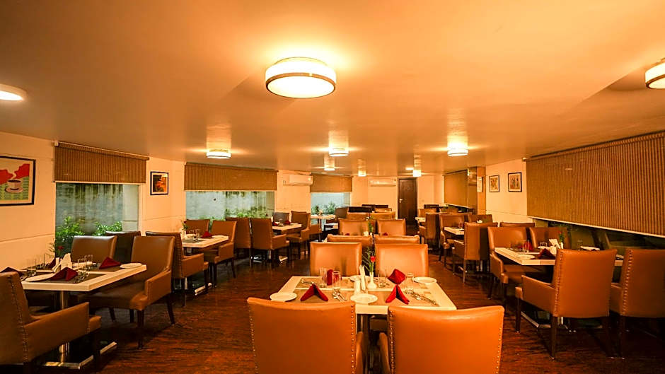 Africa Avenue GK - 1