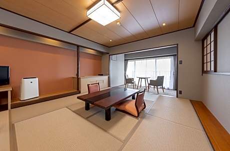 Standard Family Room