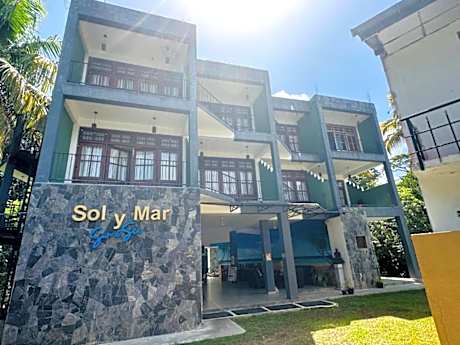 Sol Y Mar - Unawatuna