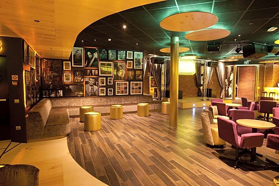 Riviera Beachotel - Adults Recommended