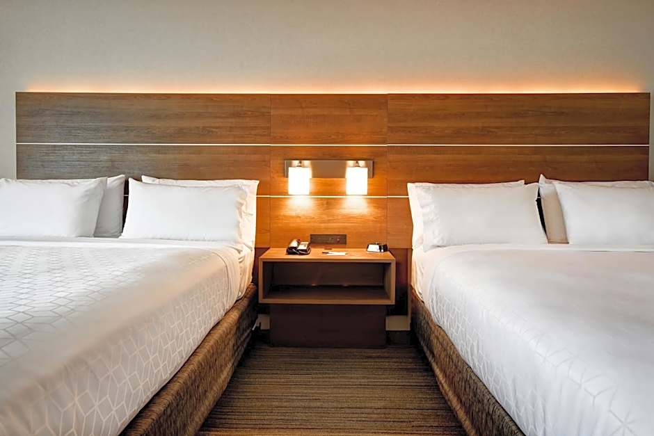 Holiday Inn Express Middletown/Newport By IHG