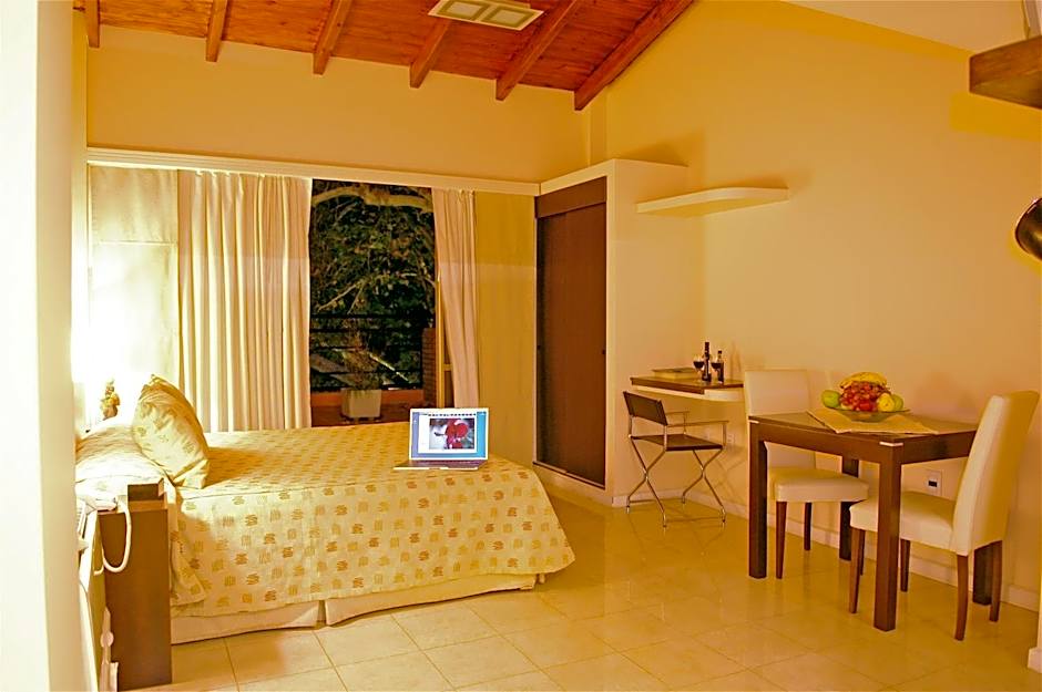 Montañas Azules Apart Hotel