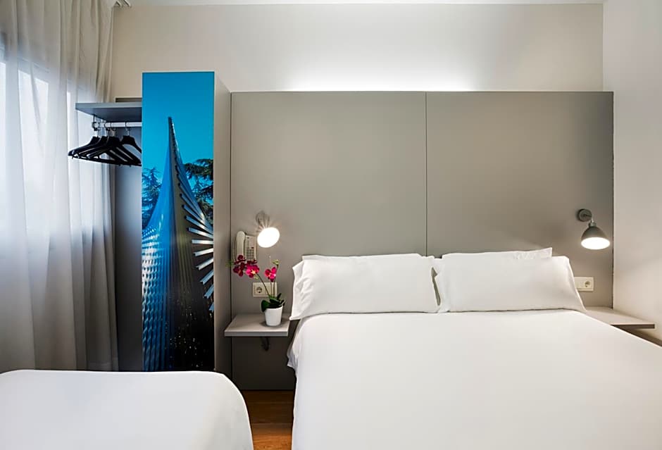 B&B Hotel Girona 2