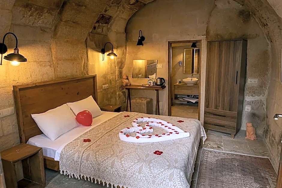 Feris Cave Hotel