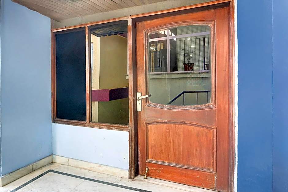 Super Collection O Mall Road Formerly Hotel Shubham