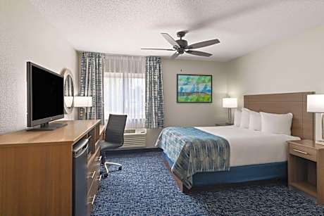 Queen Room - Mobility Access/Non-Smoking