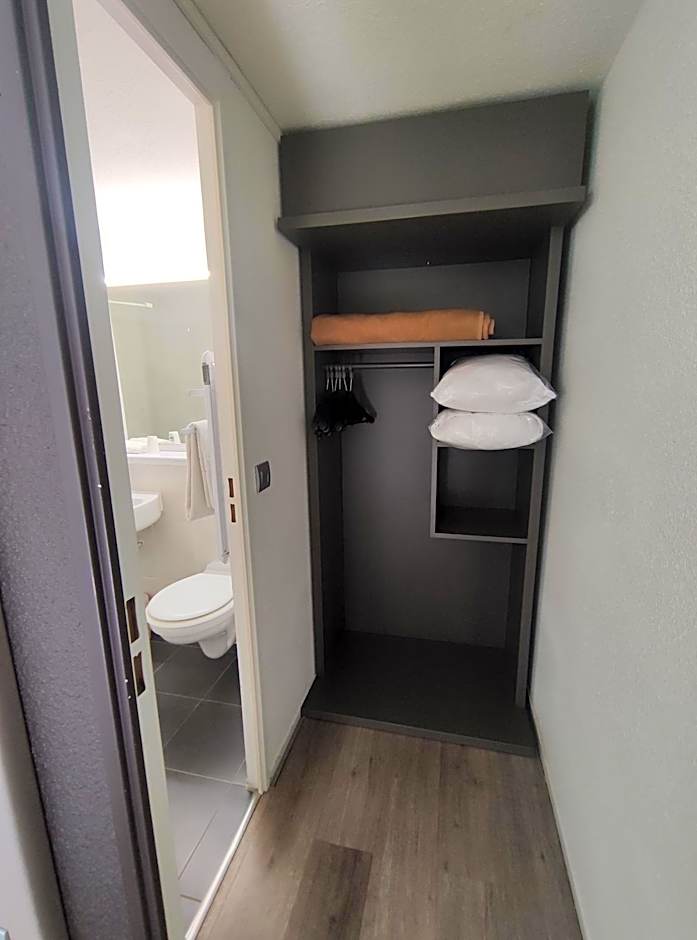 Campanile SablÃ©-Sur-Sarthe Vion