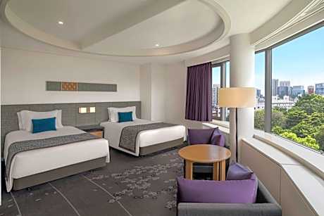 Executive Junior Suite, Executive lounge access, Guest room
