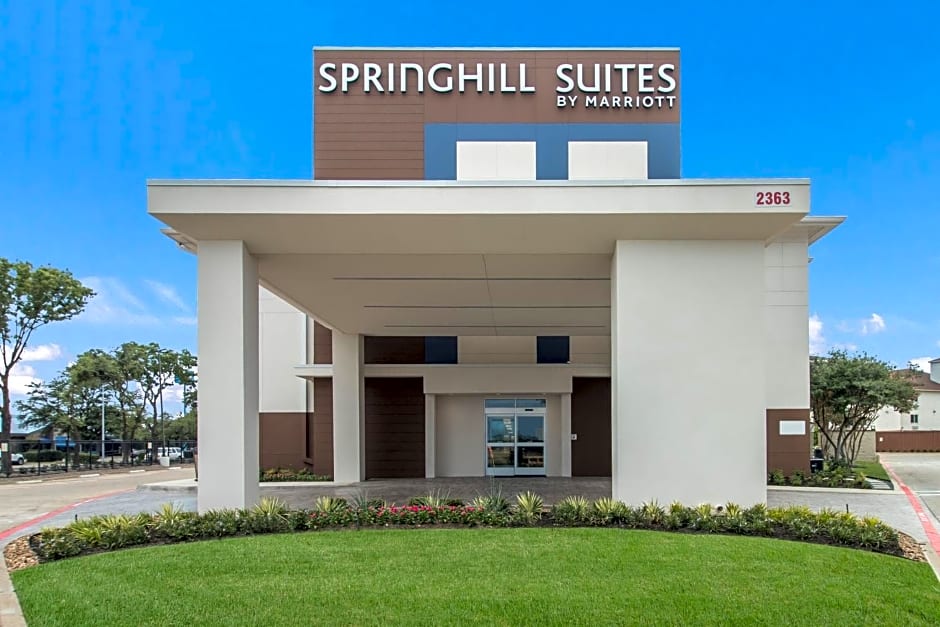 SpringHill Suites by Marriott Dallas NW Highway at Stemmons/I-35E