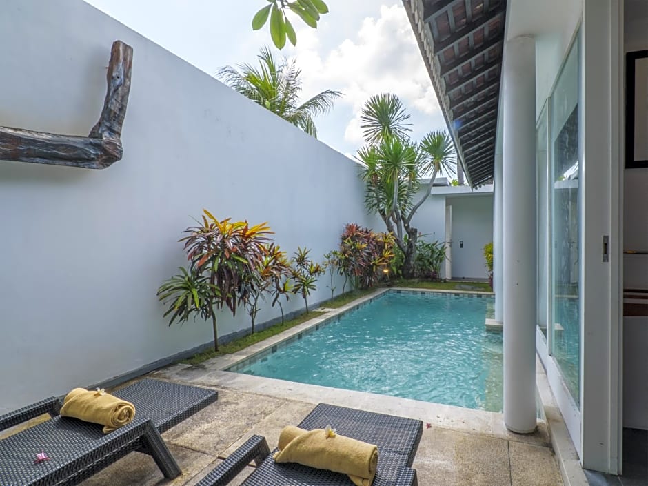 Astana Batubelig Villa Seminyak