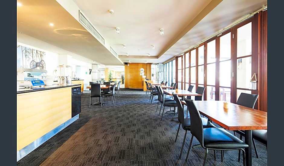 Luxurious City Apartment