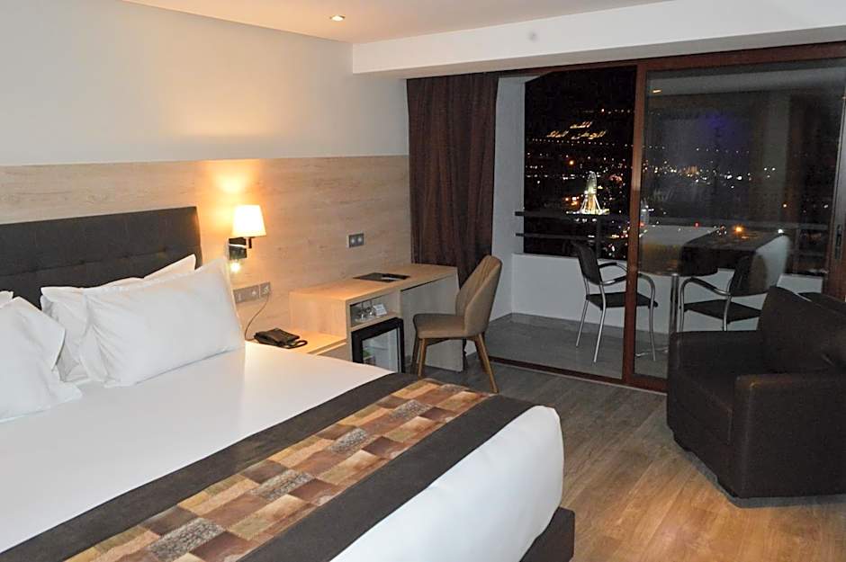 Anezi Tower Hotel