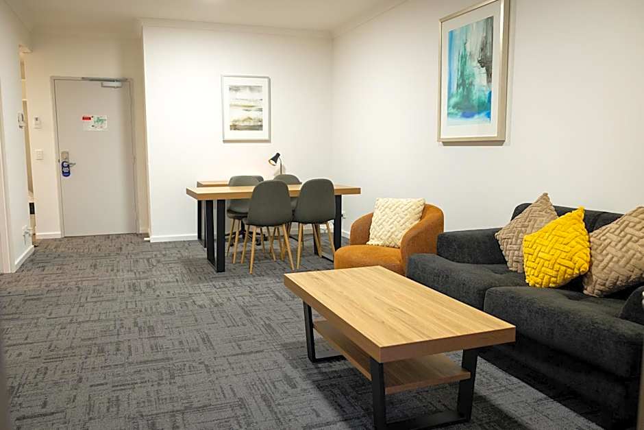 Baileys Serviced Apartments