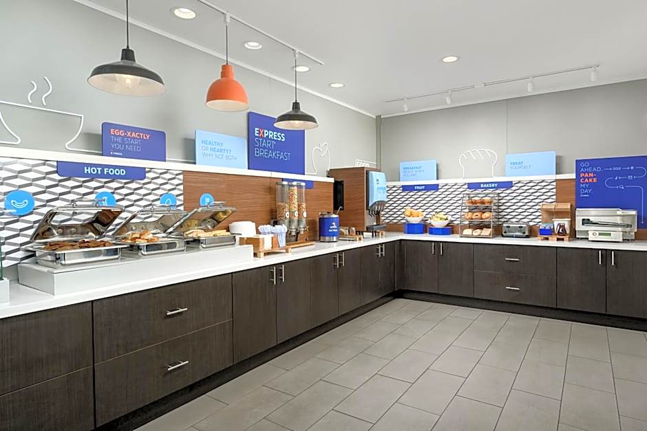 Holiday Inn Express - Tullahoma By IHG