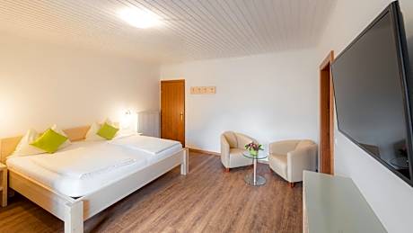 Family Room - Annex