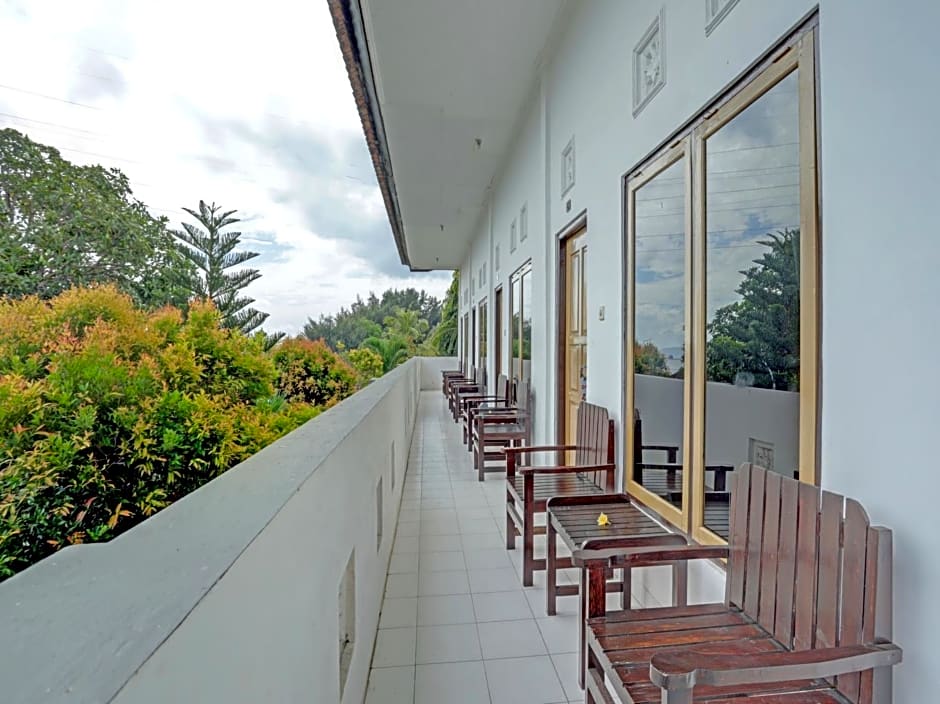 OYO 3096 Hotel Dewi Warsiki