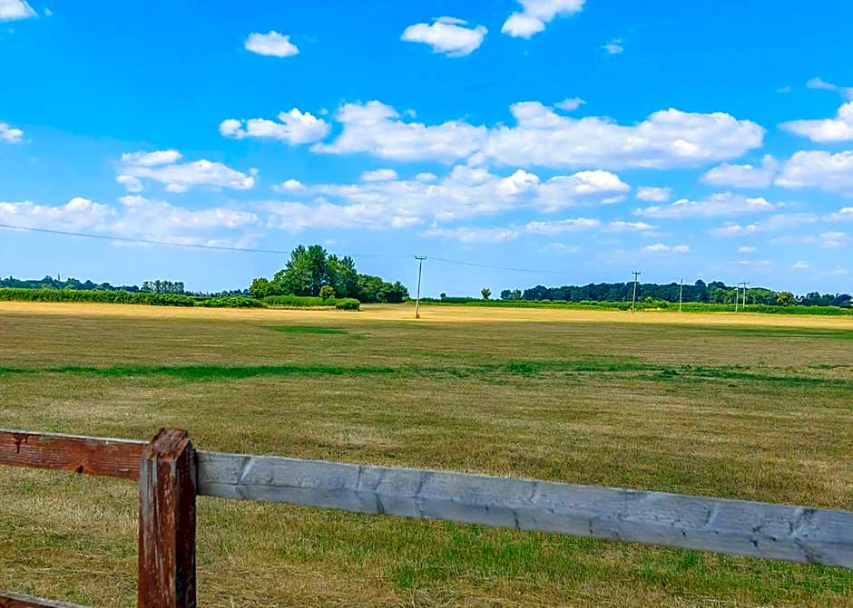 Larkrise Farm Lodges