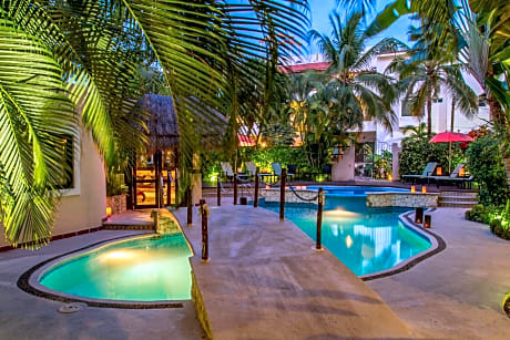 Hotel Riviera Del Sol