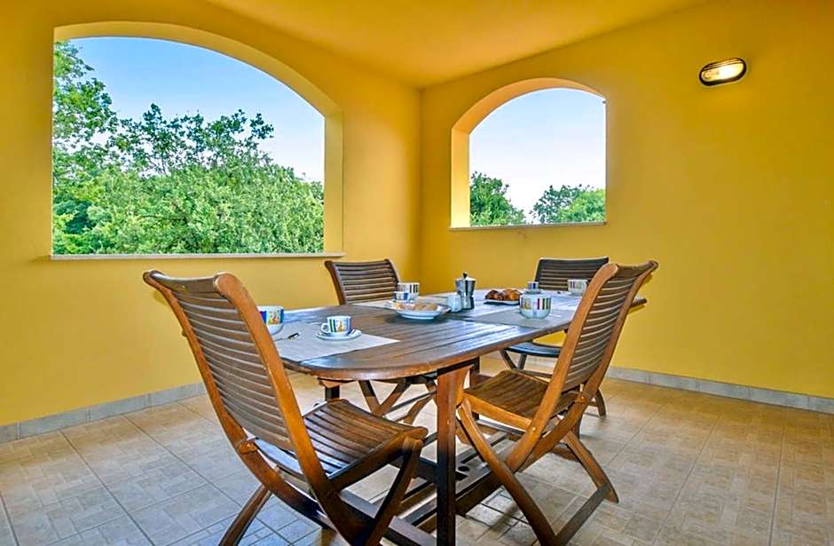 Residence with swimming-pool and thermal pools in Sorano