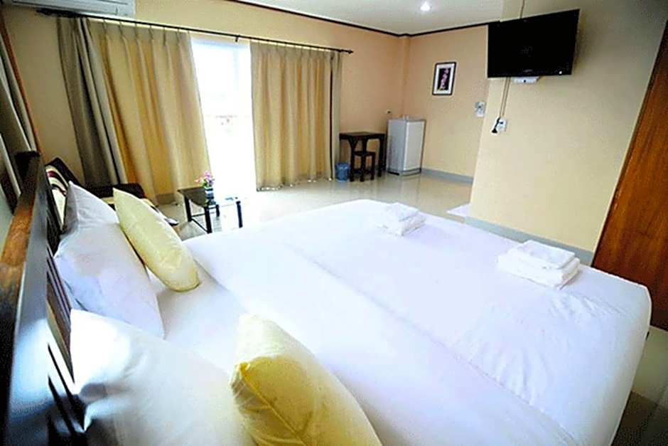 Laksasuk House
