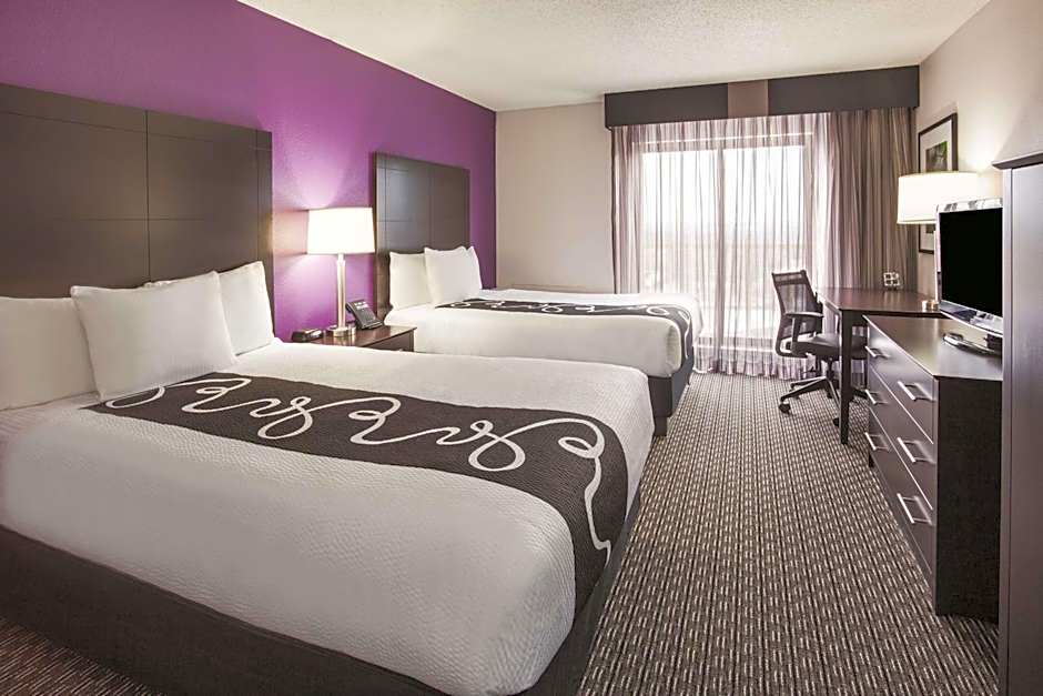 Bloom Hotel