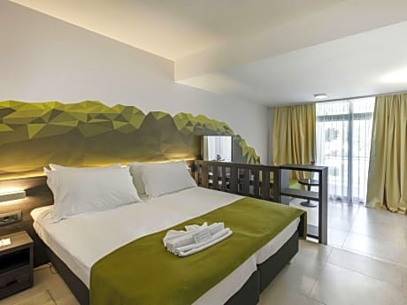 Superior Double Room with Balcony