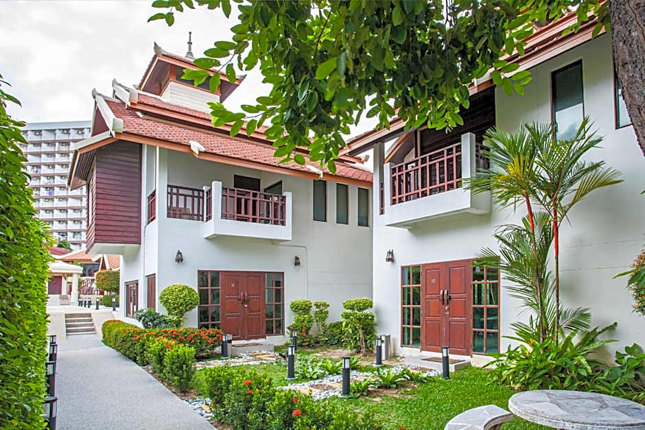 Achawalai Residence Village By Song – Pattaya, DC
