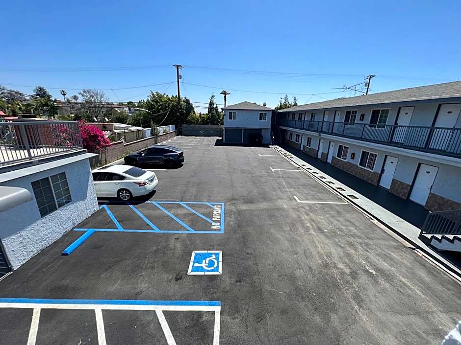 Sunshine Motel