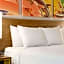 Hotel Bo, a Days Inn by Wyndham Chattanooga Downtown