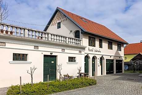 Hostel Gabronka