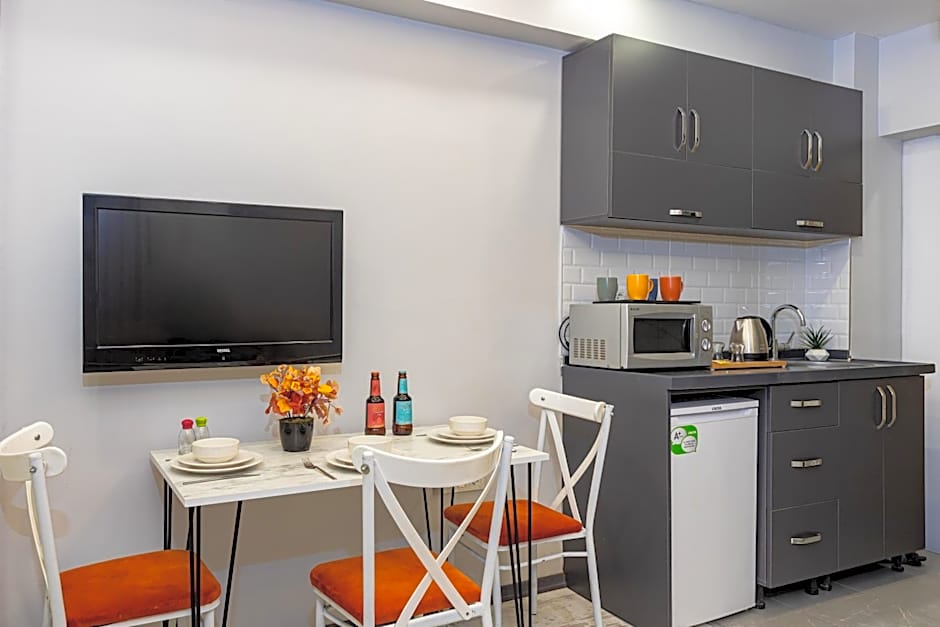 APOLLO HOTEL & APARTMENtS