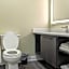 Knights Inn - Bracebridge, ON