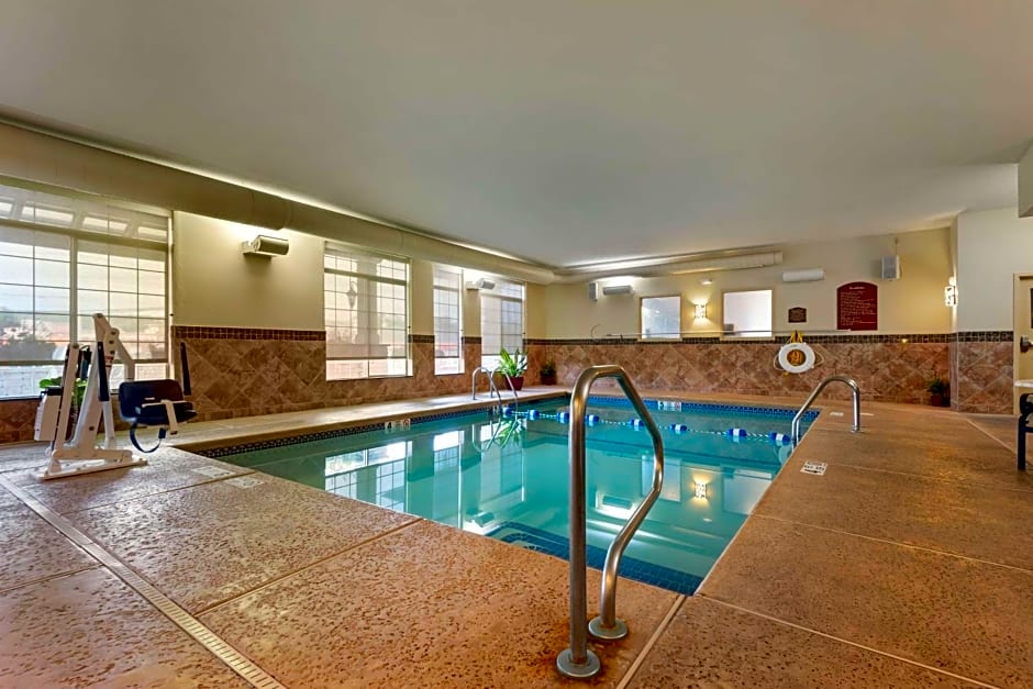 Best Western PLUS Vineyard Inn and Suites