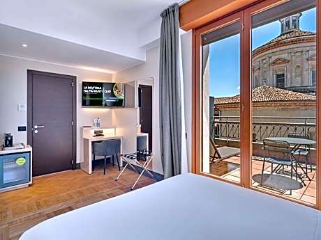 Double Room with Terrace