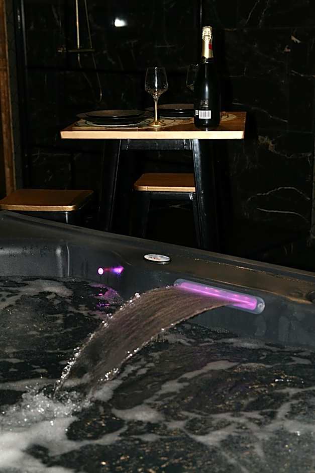 Désirs d'une nuit - Loveroom jacuzzi