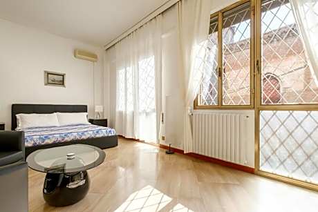 Double Room with Shared Bathroom