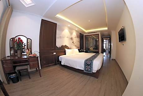 Superior Double or Twin Room with City View