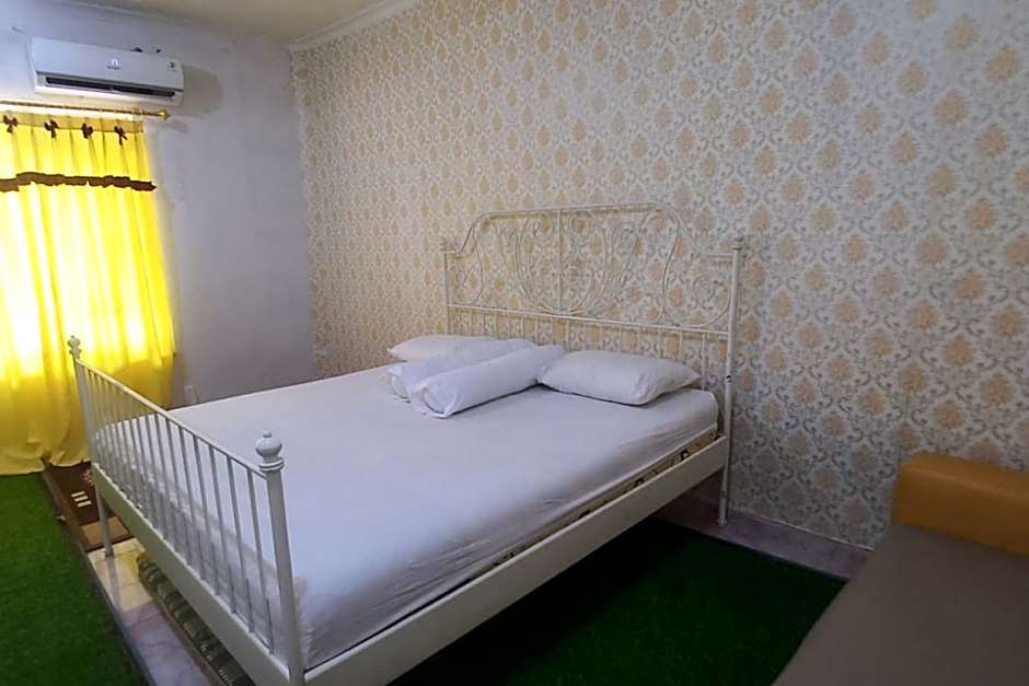 Fortuna Hotel RedPartner Near Exit Tol Paiton