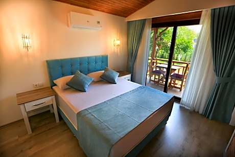 Bungalow Double Room