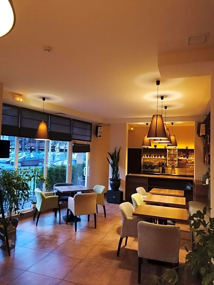 Хотел МИКАДО - онлайн self check-in