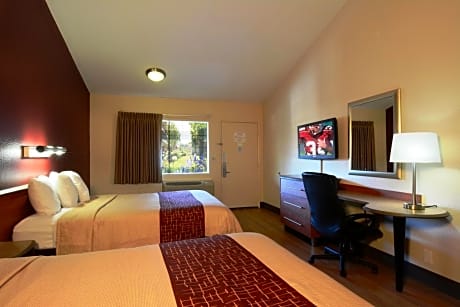 Deluxe Room with Two Queen Beds Smoke Free