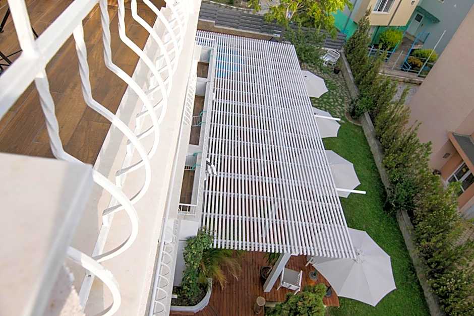 The Mint Villa - Saint Vlas