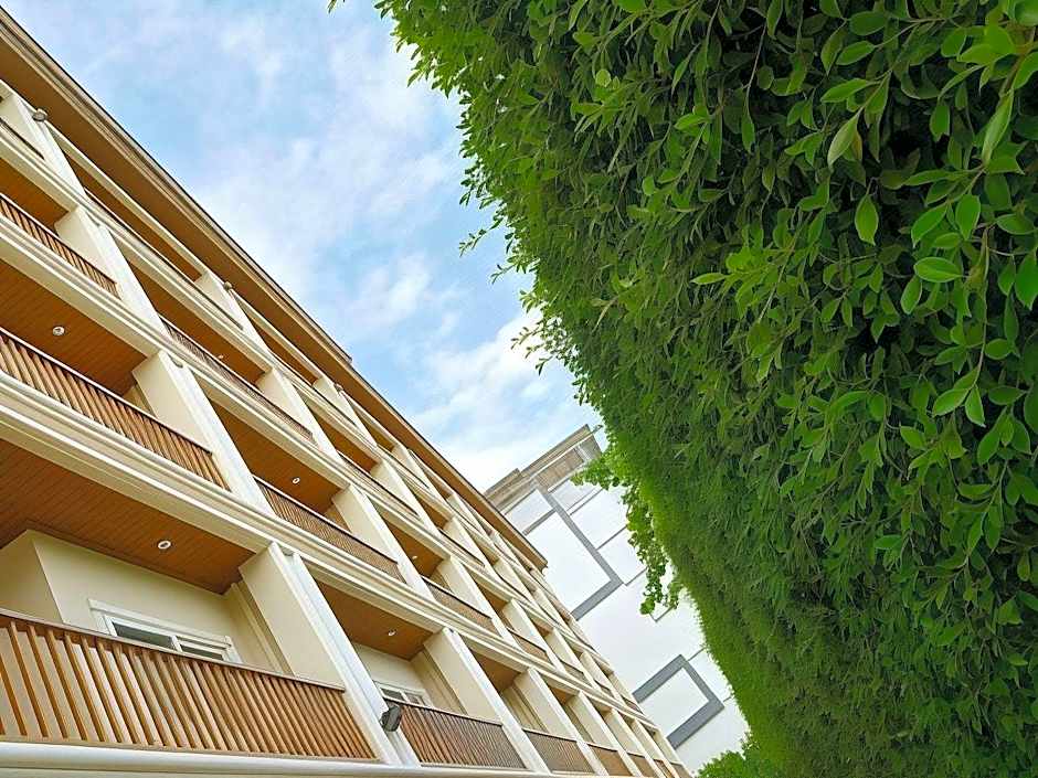 Romantic Khon Kaen Hotel