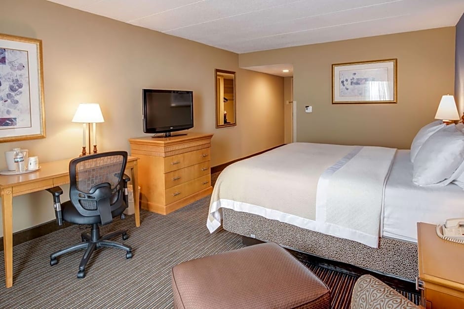 Days Hotel by Wyndham Toms River Jersey Shore